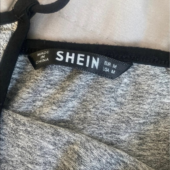 Grey croptop - Picture 4 of 4